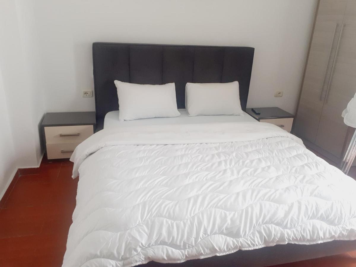 Anxhelos Hotel Himara Zewnętrze zdjęcie