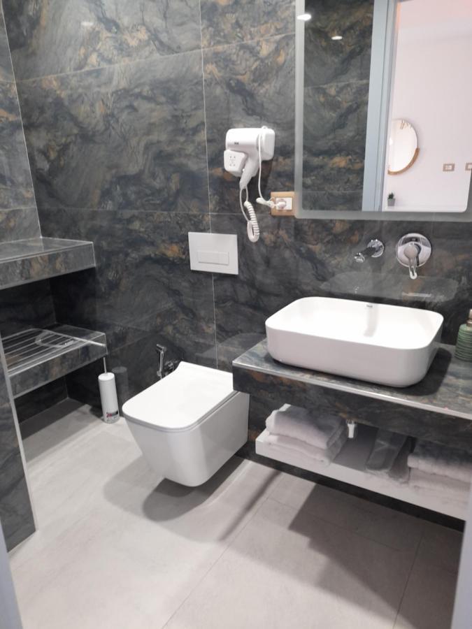Anxhelos Hotel Himara Zewnętrze zdjęcie