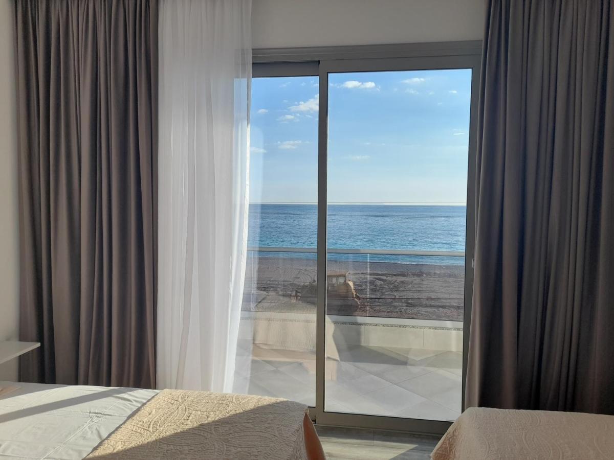 Anxhelos Hotel Himara Zewnętrze zdjęcie