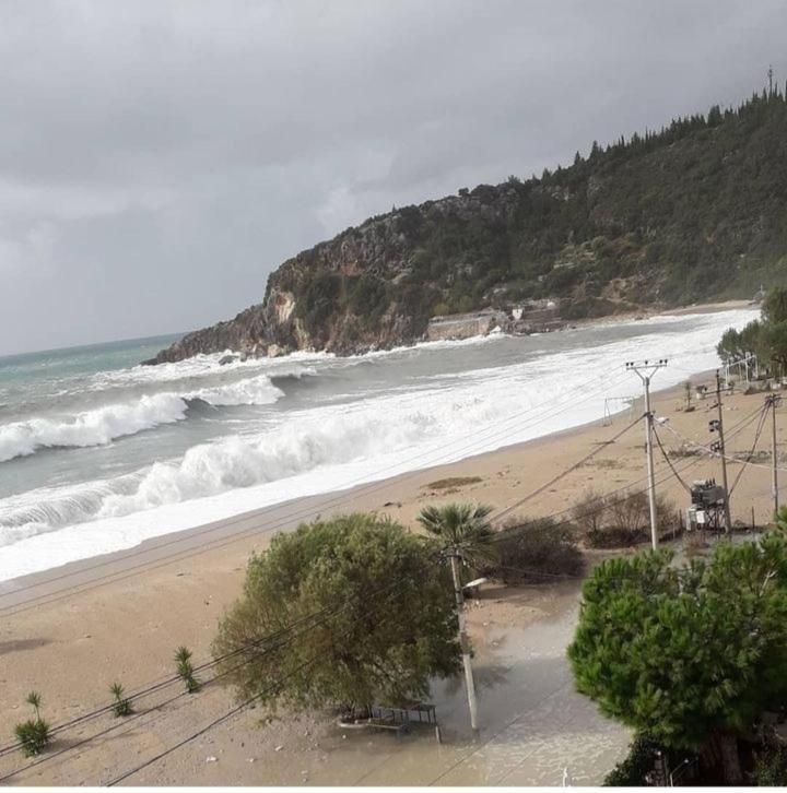 Anxhelos Hotel Himara Zewnętrze zdjęcie